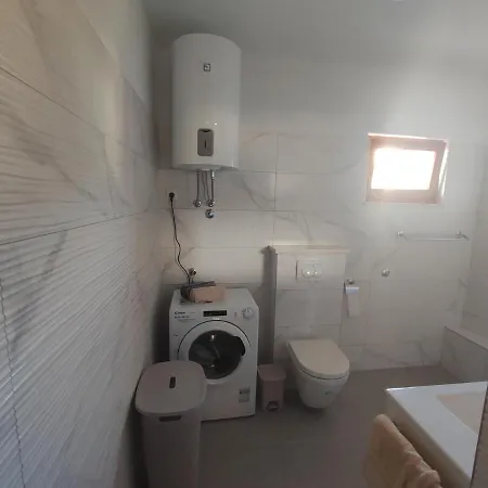 Paić Apartament *